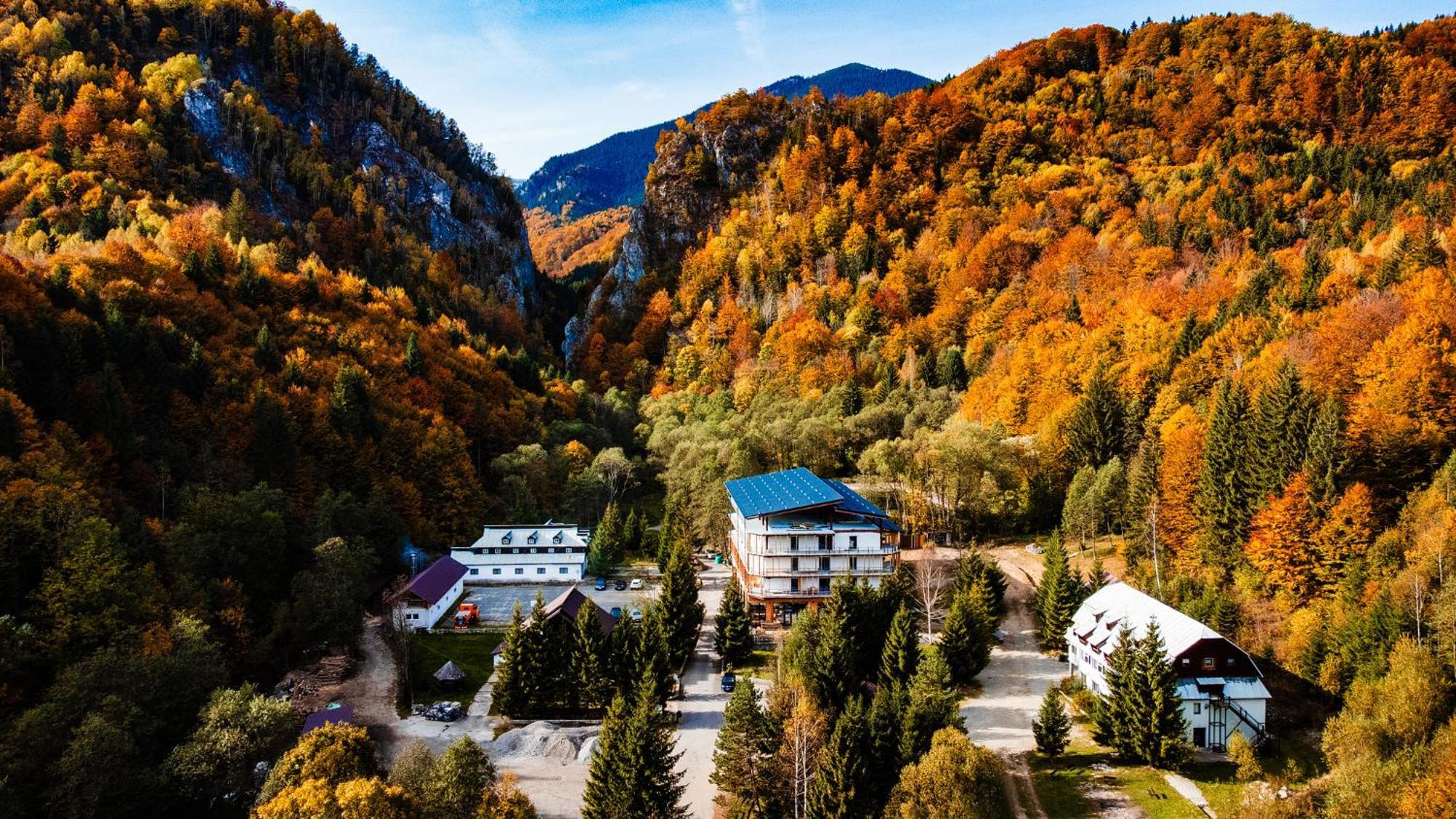 Hotel Complexul Turistic Cheile Butii Cîmpu lui Neag Zewnętrze zdjęcie