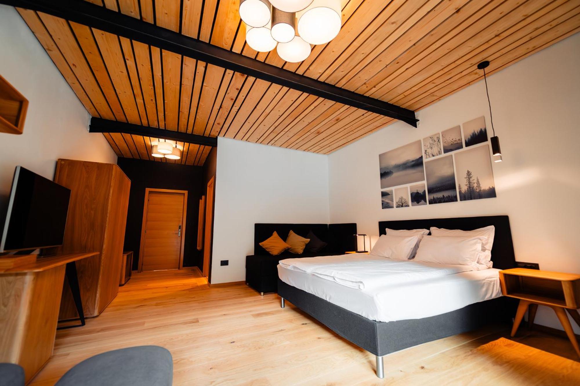 Hotel Complexul Turistic Cheile Butii Cîmpu lui Neag Zewnętrze zdjęcie